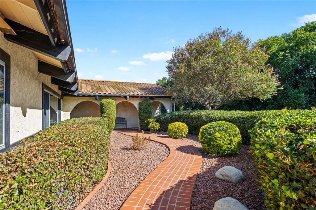 14560 Viewcrest Drive Riverside, CA 92503 - Photo 24 of 75 Gallery Image 24