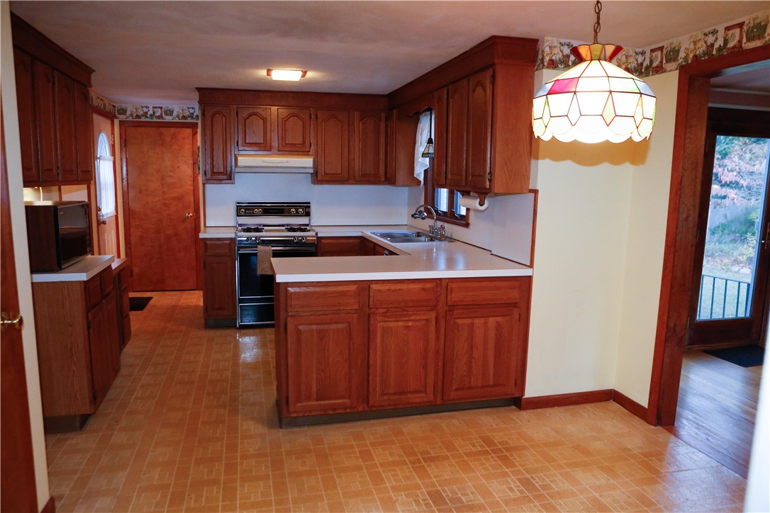88 Timberline Road Warwick, RI 02886 - Photo 5 of 29