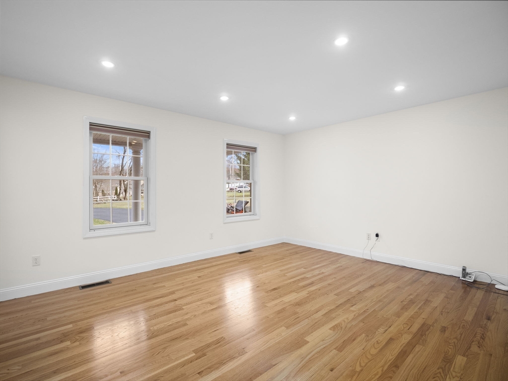 6 Parkhurst Road Chelmsford, MA 01824 - Photo 23 of 41
