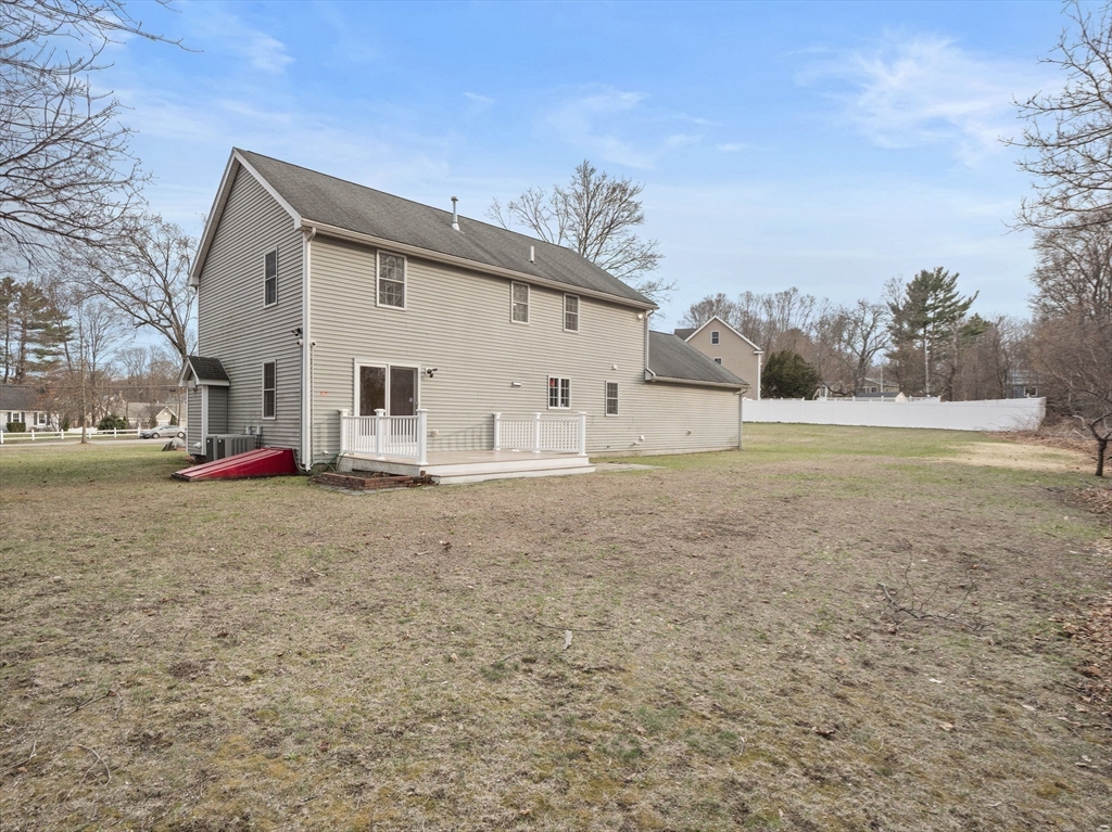 6 Parkhurst Road Chelmsford, MA 01824 - Photo 36 of 41