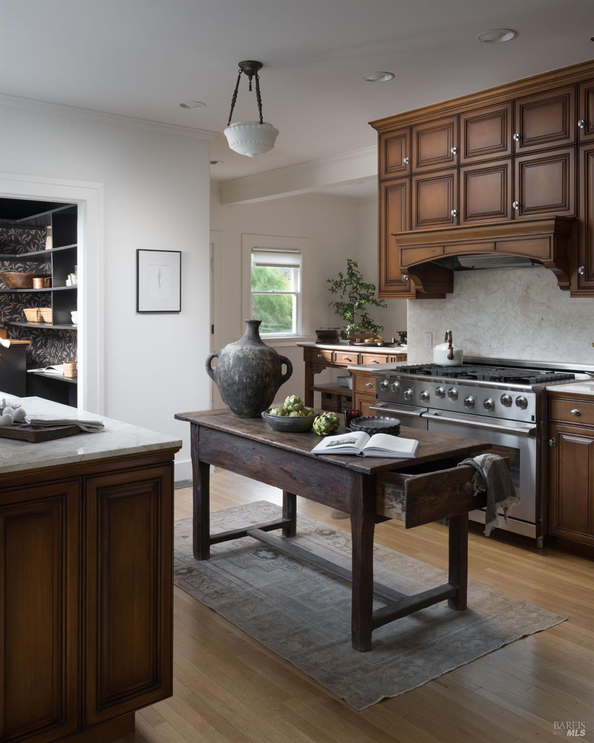 178 Palm Avenue San Rafael, CA 94901 - Photo 11 of 43