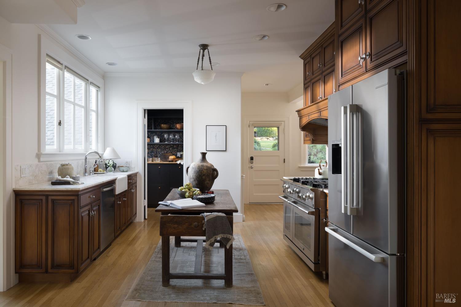 178 Palm Avenue San Rafael, CA 94901 - Photo 9 of 43