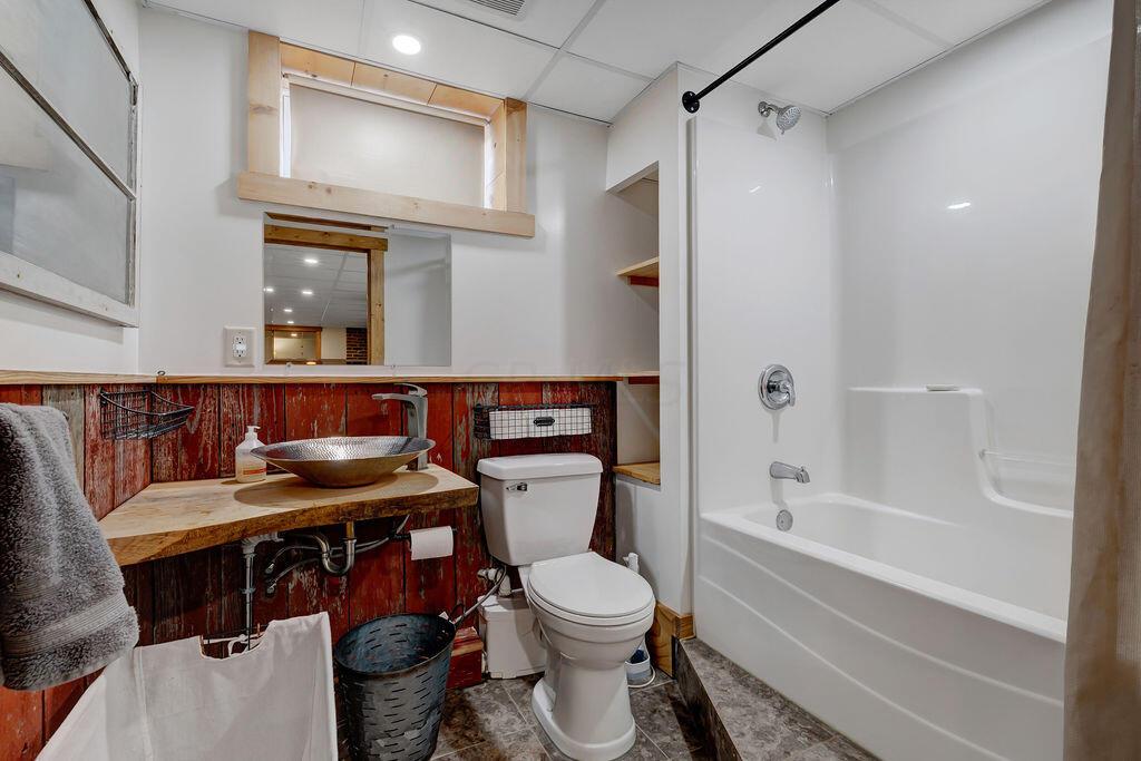 2286 Rock Road Shelby, OH 44875 - Photo 42 of 50 2289RockRoad_Hommati102-30