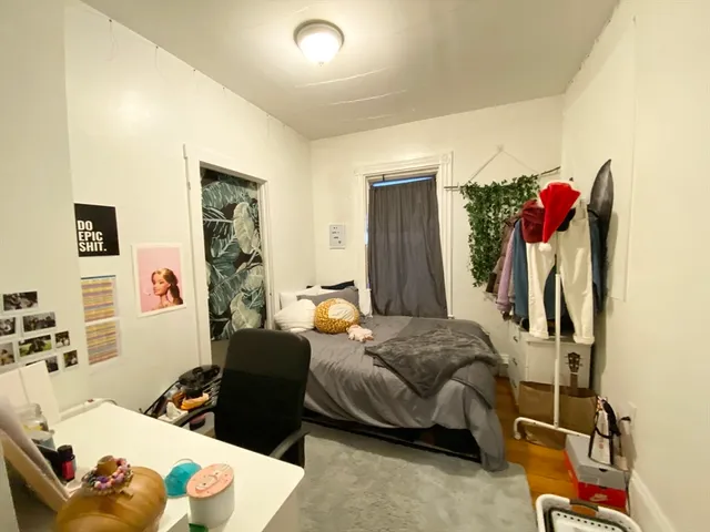 $5,600 | 72 Calumet Street, Unit 1, Boston, MA 02120