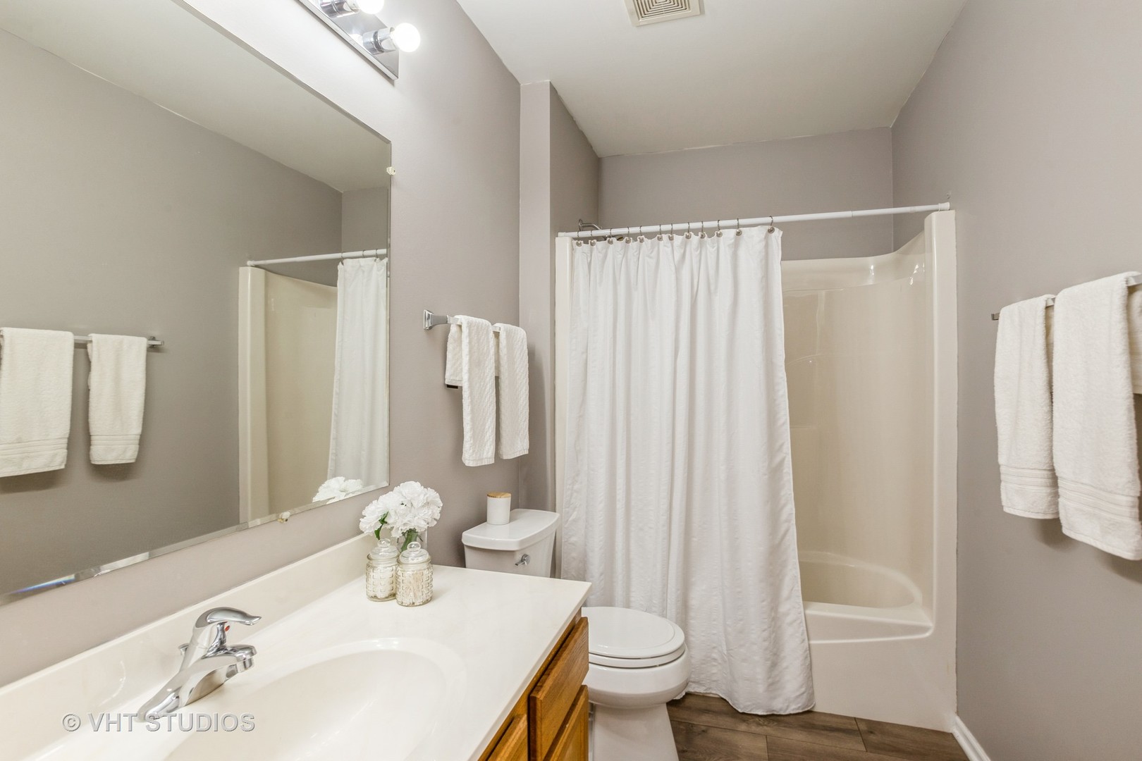 881 North Swift Road, Unit 106 Addison, IL 60101 - Photo 11 of 15