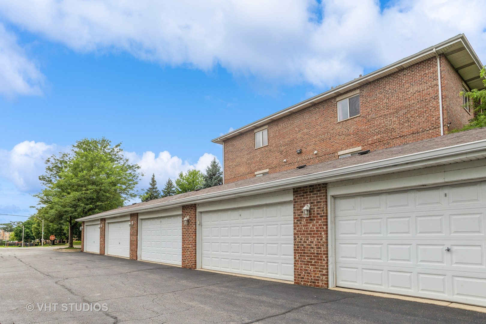 881 North Swift Road, Unit 106 Addison, IL 60101 - Photo 14 of 15