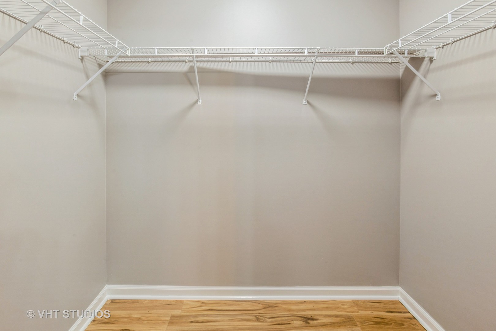 881 North Swift Road, Unit 106 Addison, IL 60101 - Photo 8 of 15