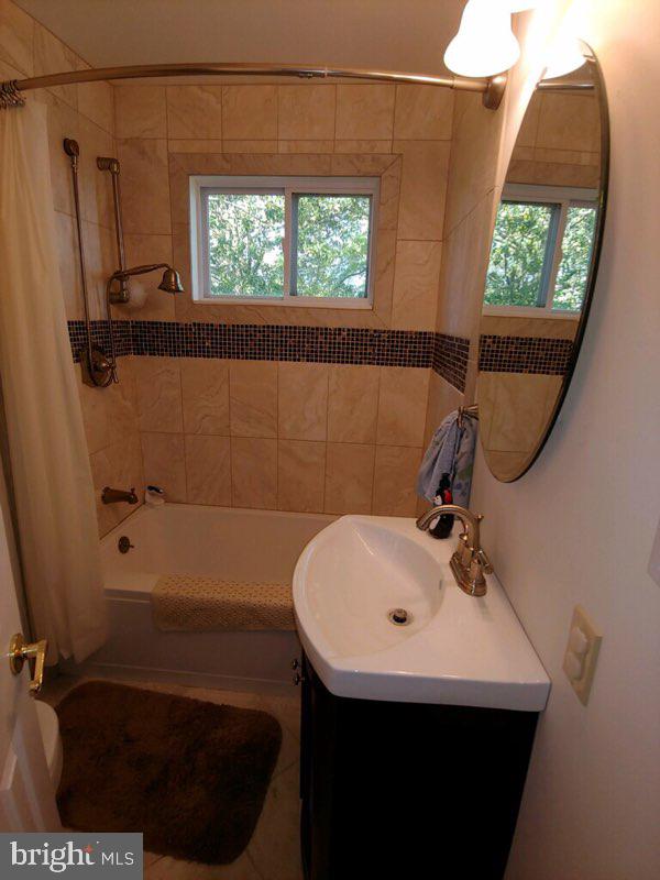 621 Telegraph Road Perkasie, PA 18944 - Photo 8 of 9 Gallery Image 8