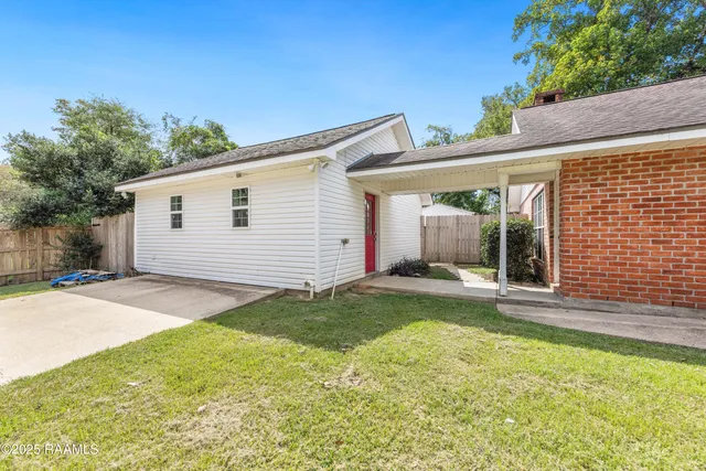 $389,000 | 501 Renwood Circle, Lafayette, LA 70503
