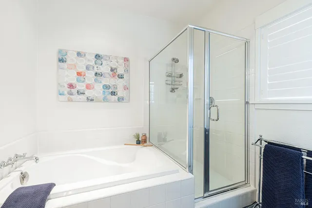 $1,175,000 | 12 Nicolas Court, Napa, CA 94558