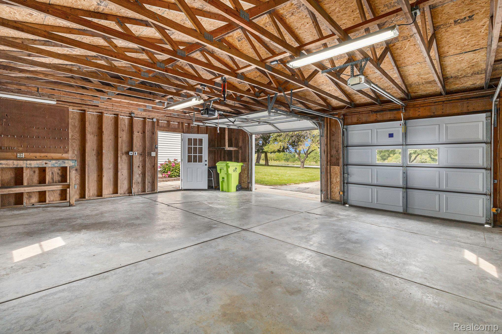 3141 Fisher Road Howell, MI 48855 - Photo 22 of 29 Gallery Image 22