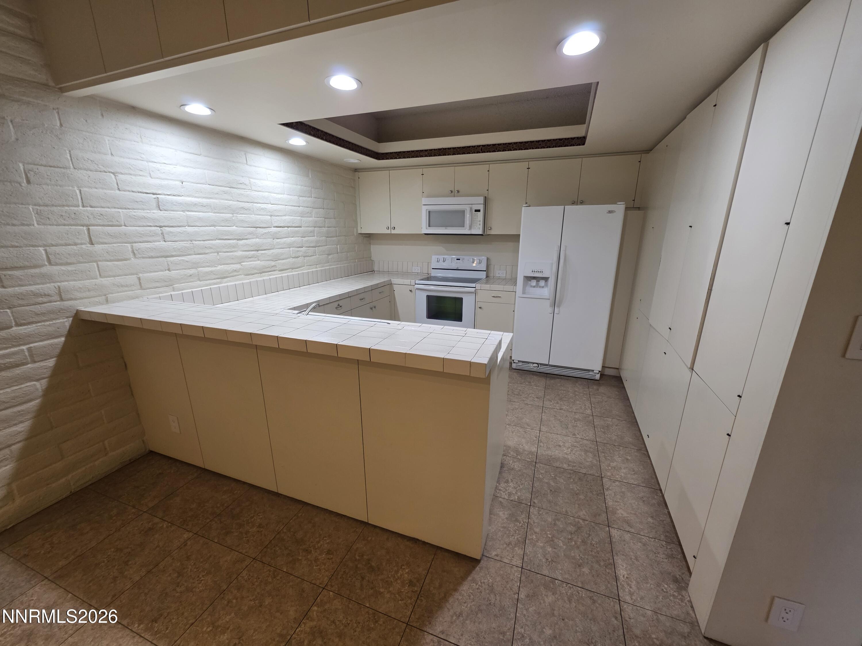 1200 Riverside Drive, Unit 1285 Reno, NV 89503 - Photo 10 of 14 10) 71453-6a25e7cd06172