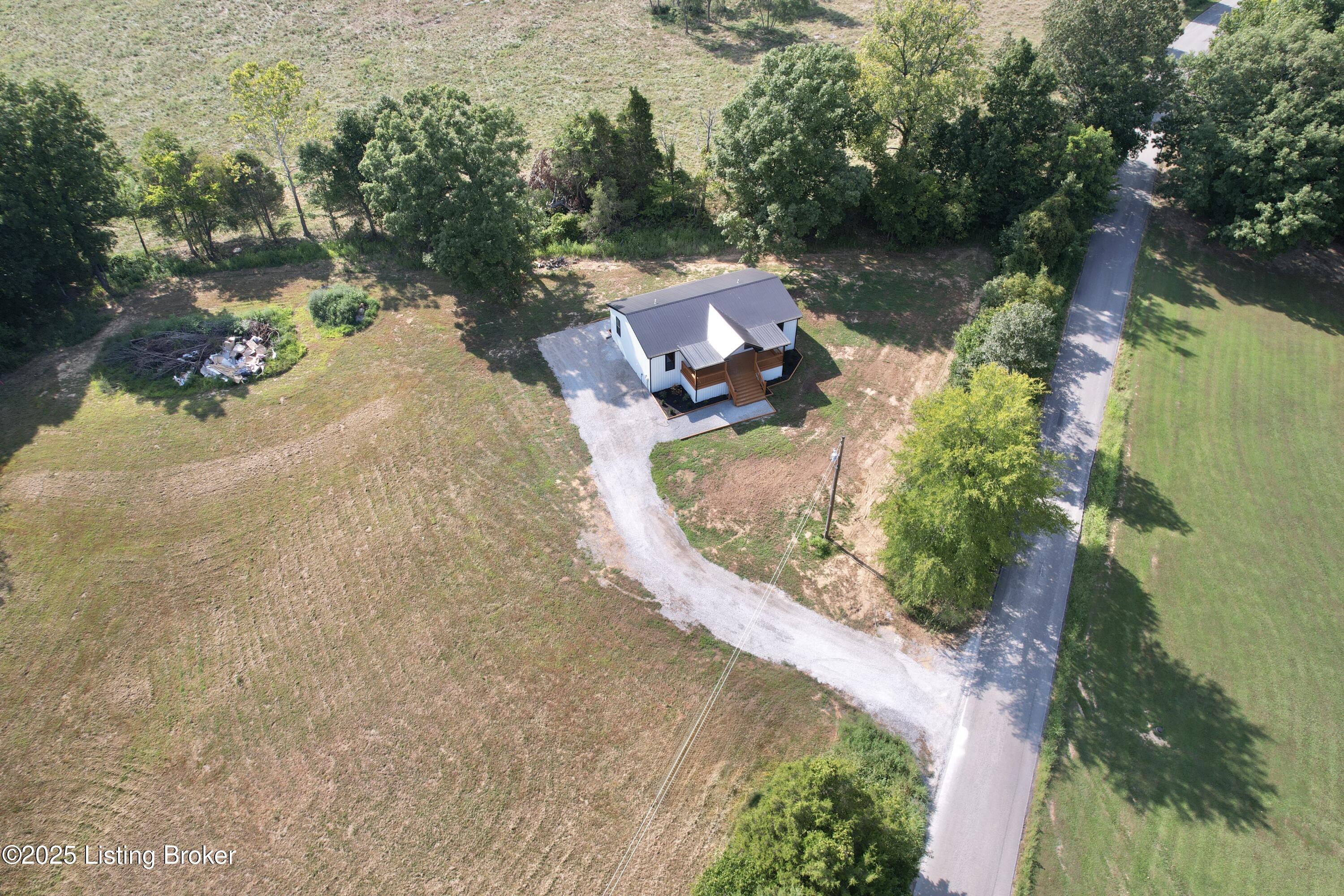 471 Shores Road Falls Of Rough, KY 40119 - Photo 7 of 43 7