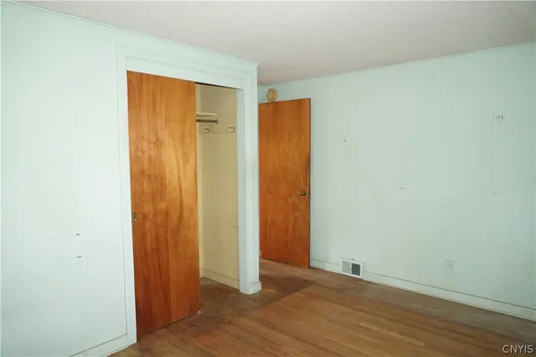 $325,000 | 873 Milford Drive, Skaneateles, NY 13152