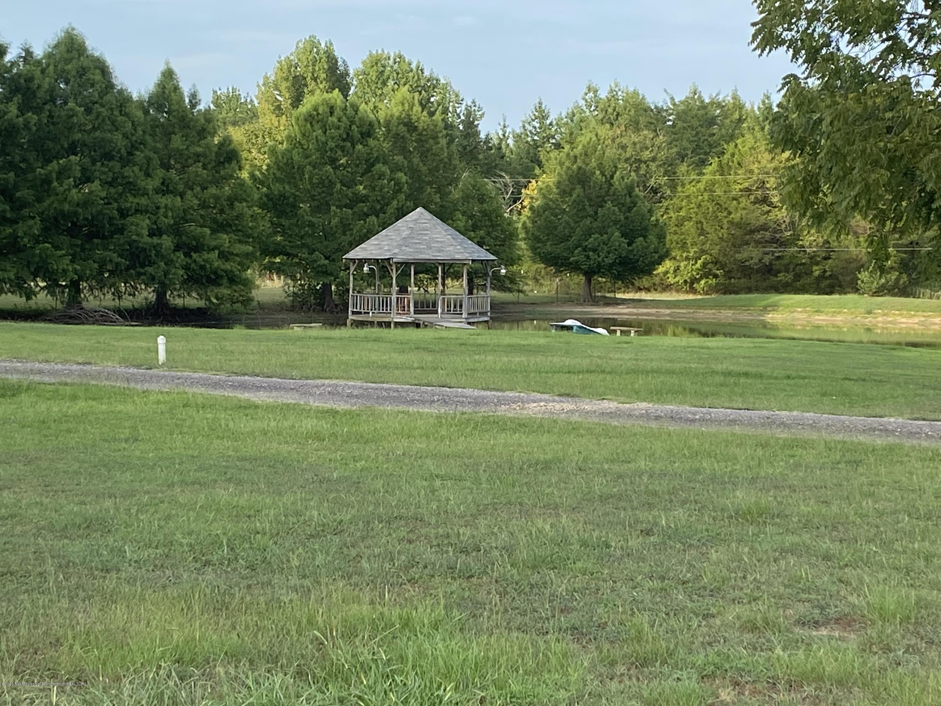 4330 Hernando Road Holly Springs, MS 38635 - Photo 2 of 3 Gazebo_Pond