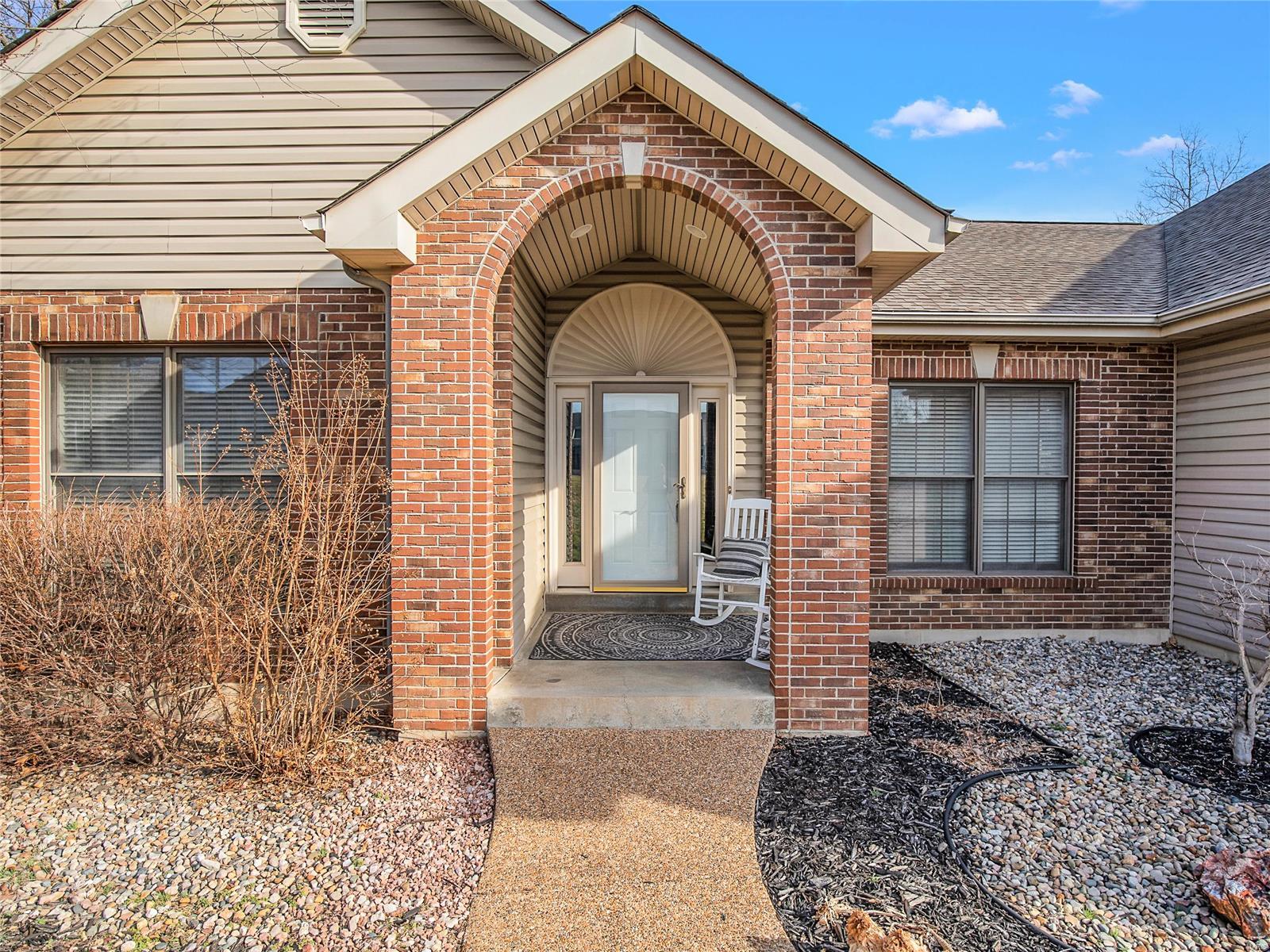 1471 Big Bend Road Ballwin, MO 63021 - Photo 2 of 31