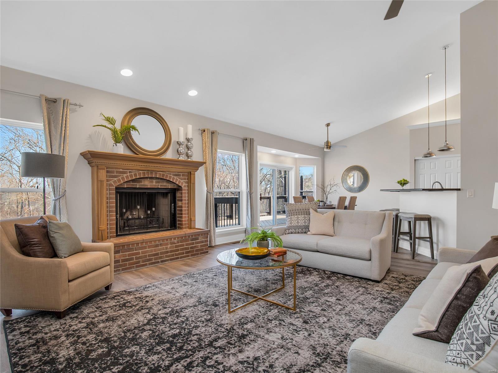 1471 Big Bend Road Ballwin, MO 63021 - Photo 5 of 31