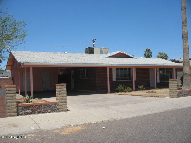 3802 West Bethany Home Road Phoenix, AZ 85019 - Photo 2 of 17 Front 2