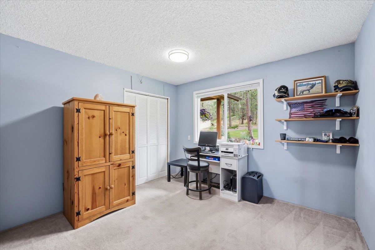 15009 East Cooper Road Mead, WA 99021 - Photo 22 of 50