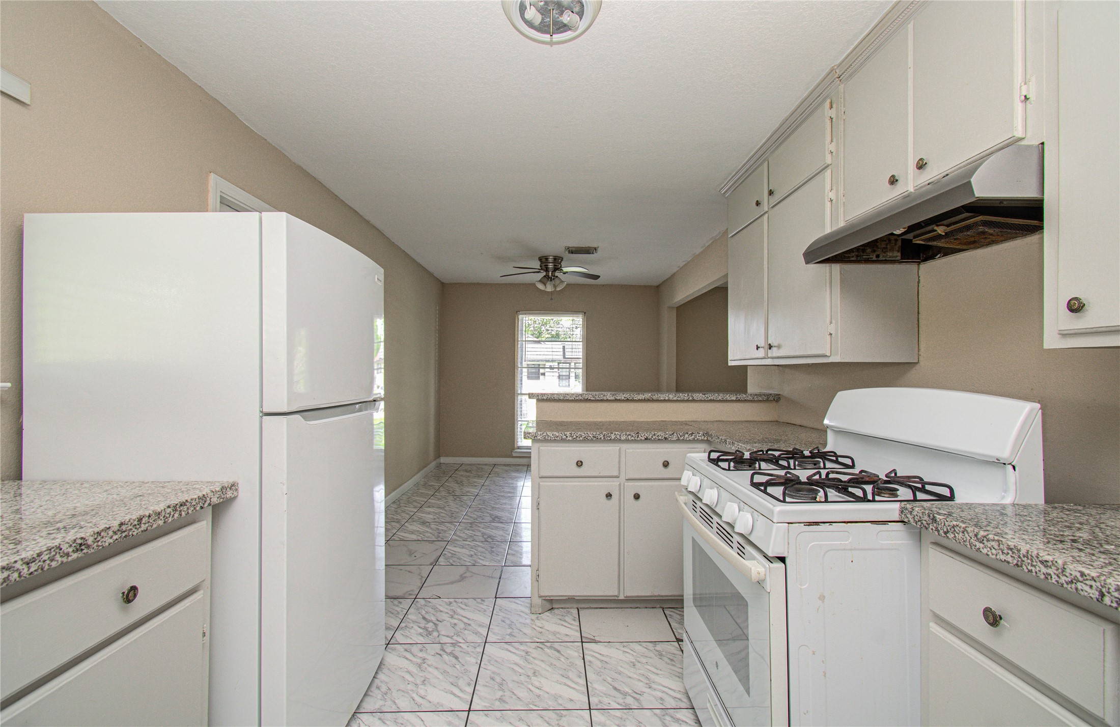510 Roper Street Houston, TX 77034 - Photo 17 of 30