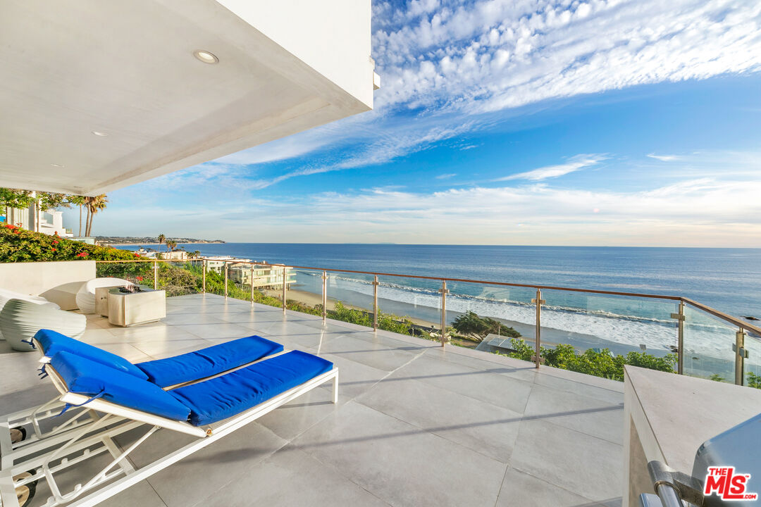 31666 Broad Beach Road Malibu, CA 90265 - Photo 3 of 23 a view of an outdoor seating area