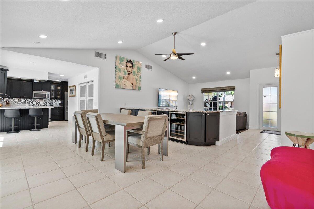 1969 Southwest 36th Avenue Delray Beach, FL 33445 - Photo 3 of 40 Interior facing front