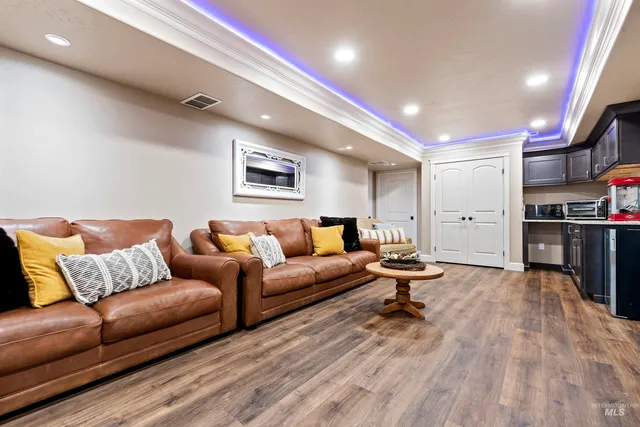 $9,865,000 | 16300 South Curtis Road, Kuna, ID 83634