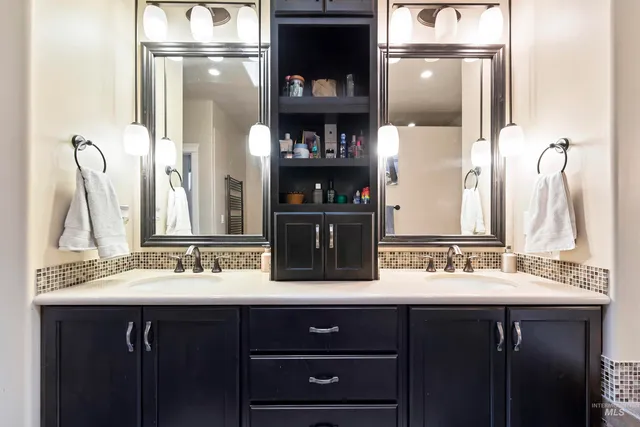 $9,865,000 | 16300 South Curtis Road, Kuna, ID 83634