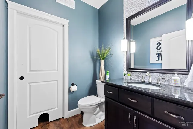 $9,865,000 | 16300 South Curtis Road, Kuna, ID 83634