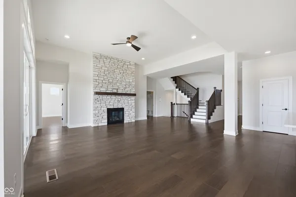 $949,990 | 701 Rhubarb Place, Westfield, IN 46074