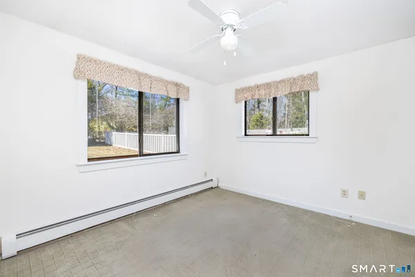 $479,900 | 20 West Lakeview Drive, Granby, CT 06035