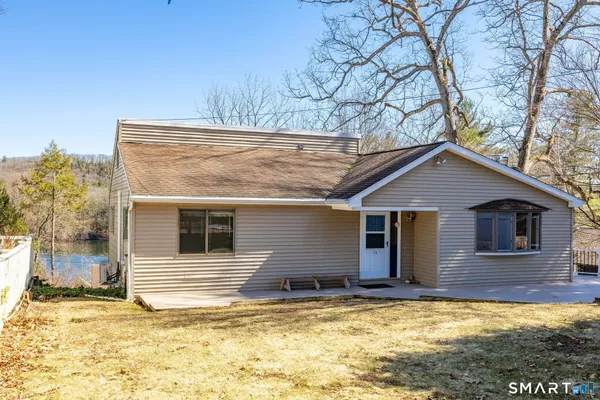 $479,900 | 20 West Lakeview Drive, Granby, CT 06035