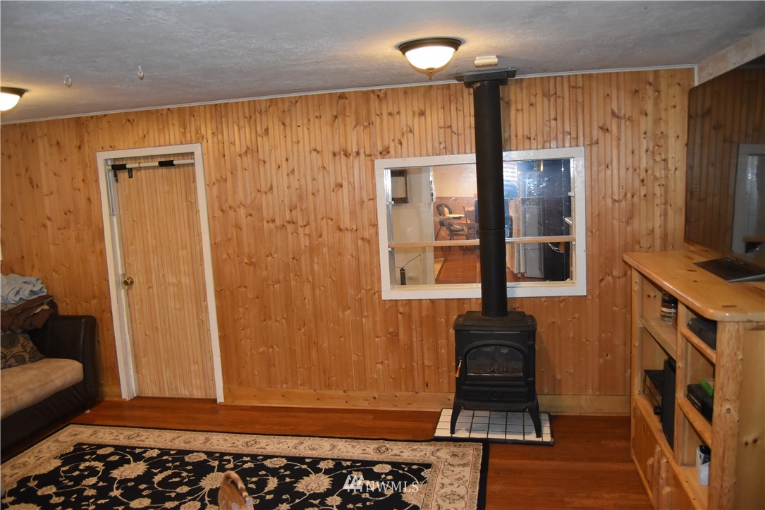 10335 184th Avenue Southwest Rochester, WA 98579 - Photo 15 of 23