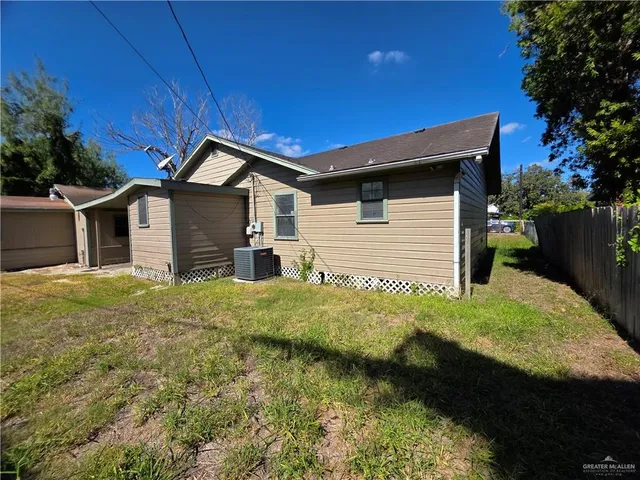 $142,600 | 484 East Charles Avenue, Raymondville, TX 78580