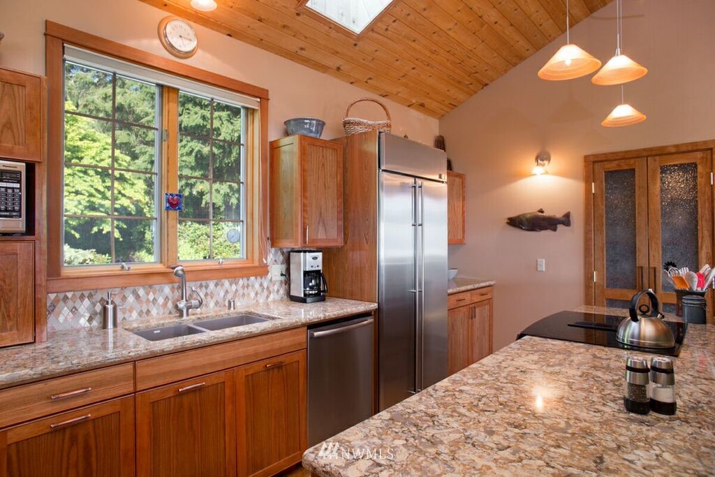6260 Cape George Road Port Townsend, WA 98368 - Photo 14 of 25 Gallery Image 14