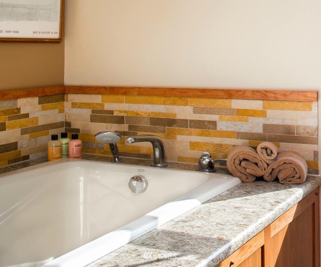 6260 Cape George Road Port Townsend, WA 98368 - Photo 20 of 25 Gallery Image 20