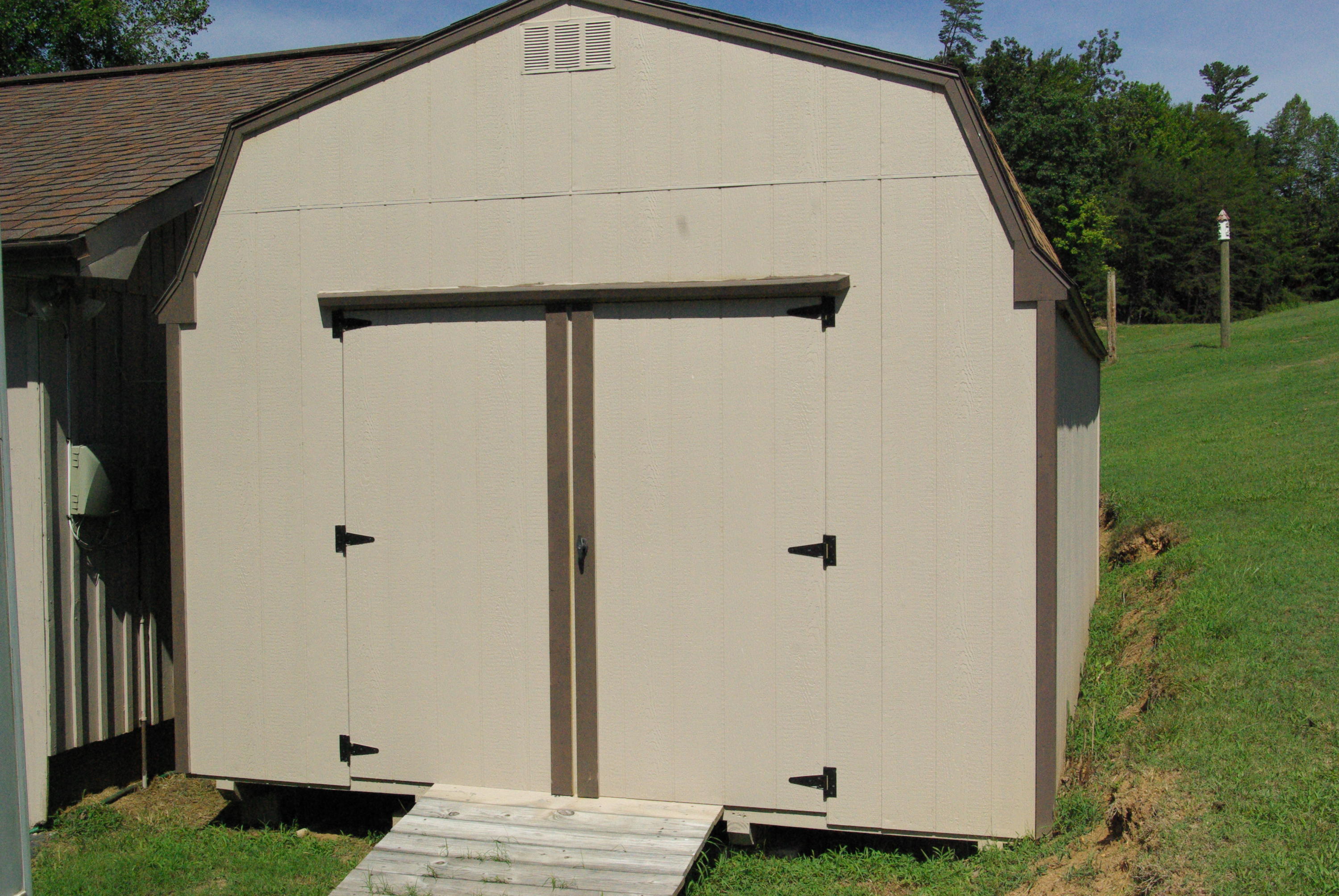 2986 West Wolf Valley Road Clinton, TN 37716 - Photo 23 of 24 Wolf Valley Front Shed