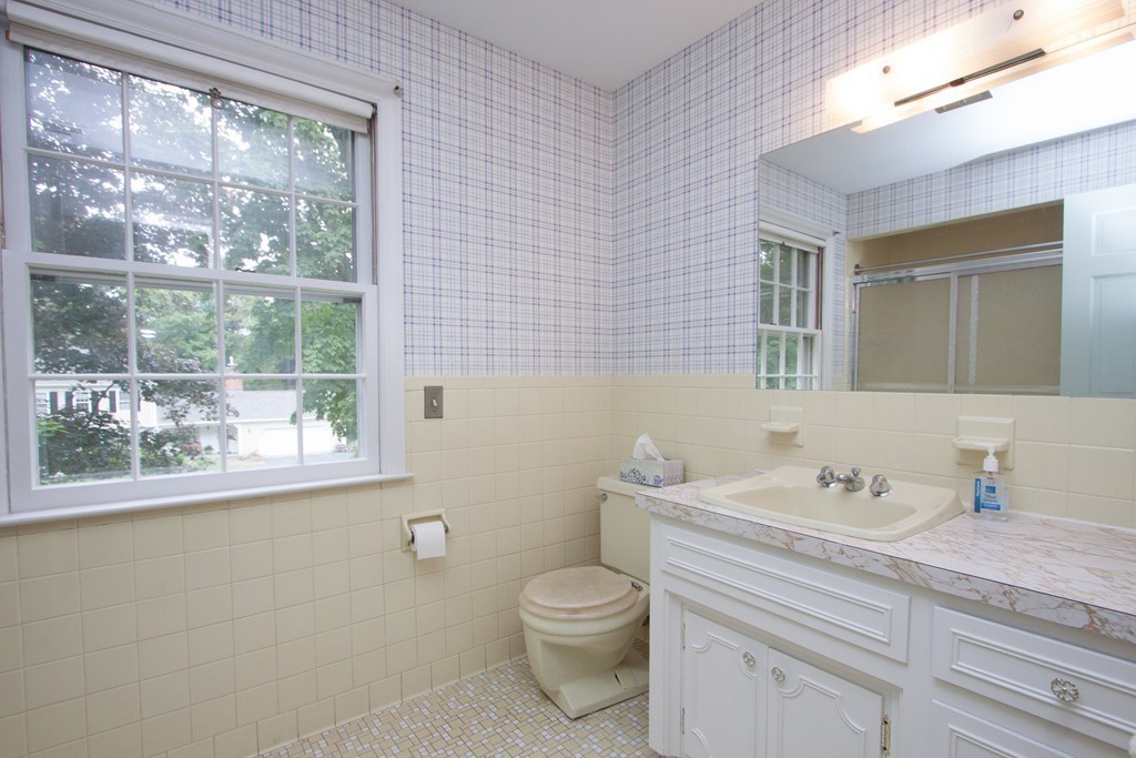 195 Concord Road Longmeadow, MA 01106 - Photo 23 of 29 Gallery Image 23