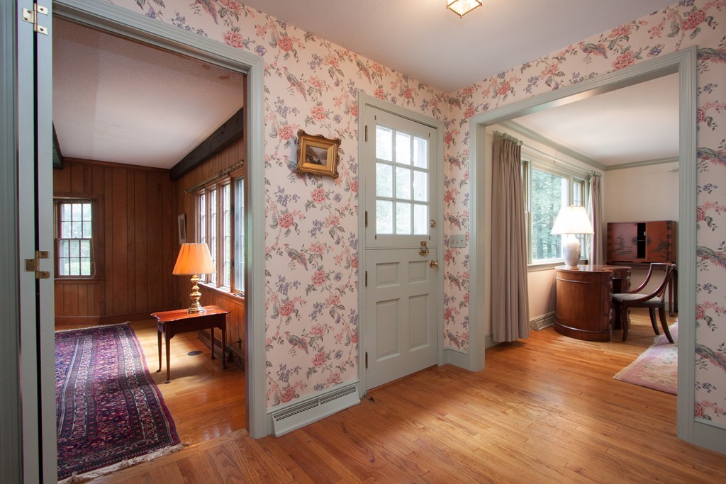 195 Concord Road Longmeadow, MA 01106 - Photo 5 of 29 Gallery Image 5