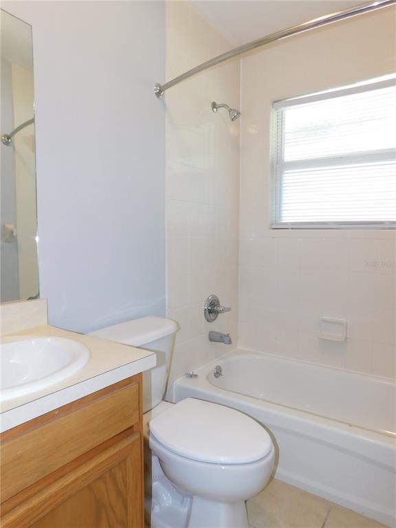 801 Northwest 3rd Avenue, Unit B Gainesville, FL 32601 - Photo 14 of 19