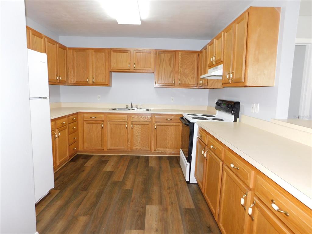 801 Northwest 3rd Avenue, Unit B Gainesville, FL 32601 - Photo 5 of 19