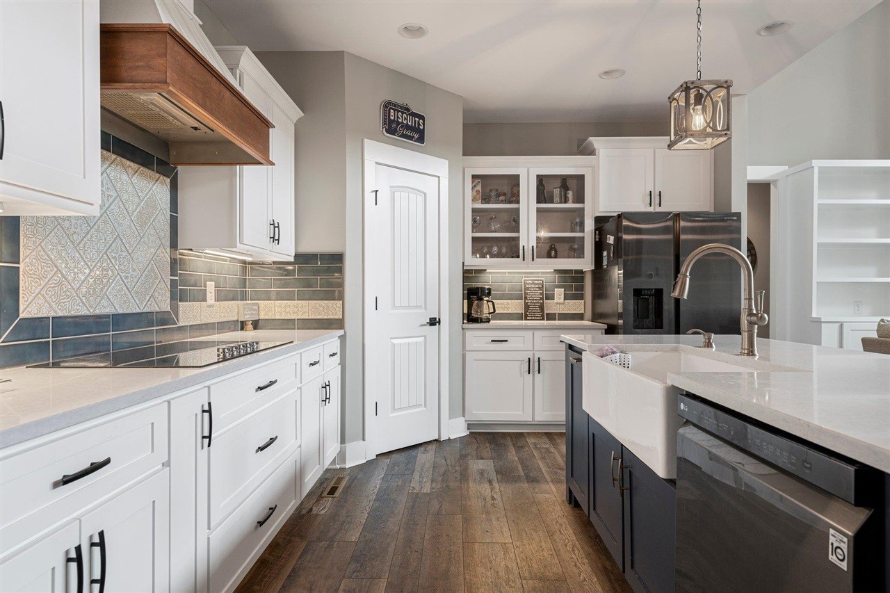 6400 Williams Road Cross Plains, TN 37049 - Photo 3 of 11 a kitchen with cabinets and sink