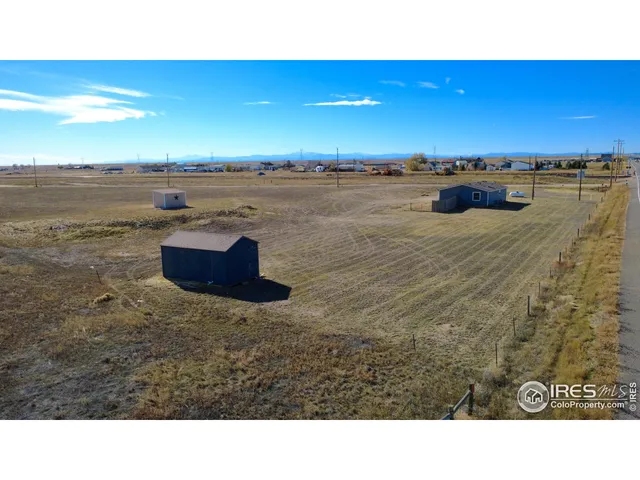 a view of outdoor space and city