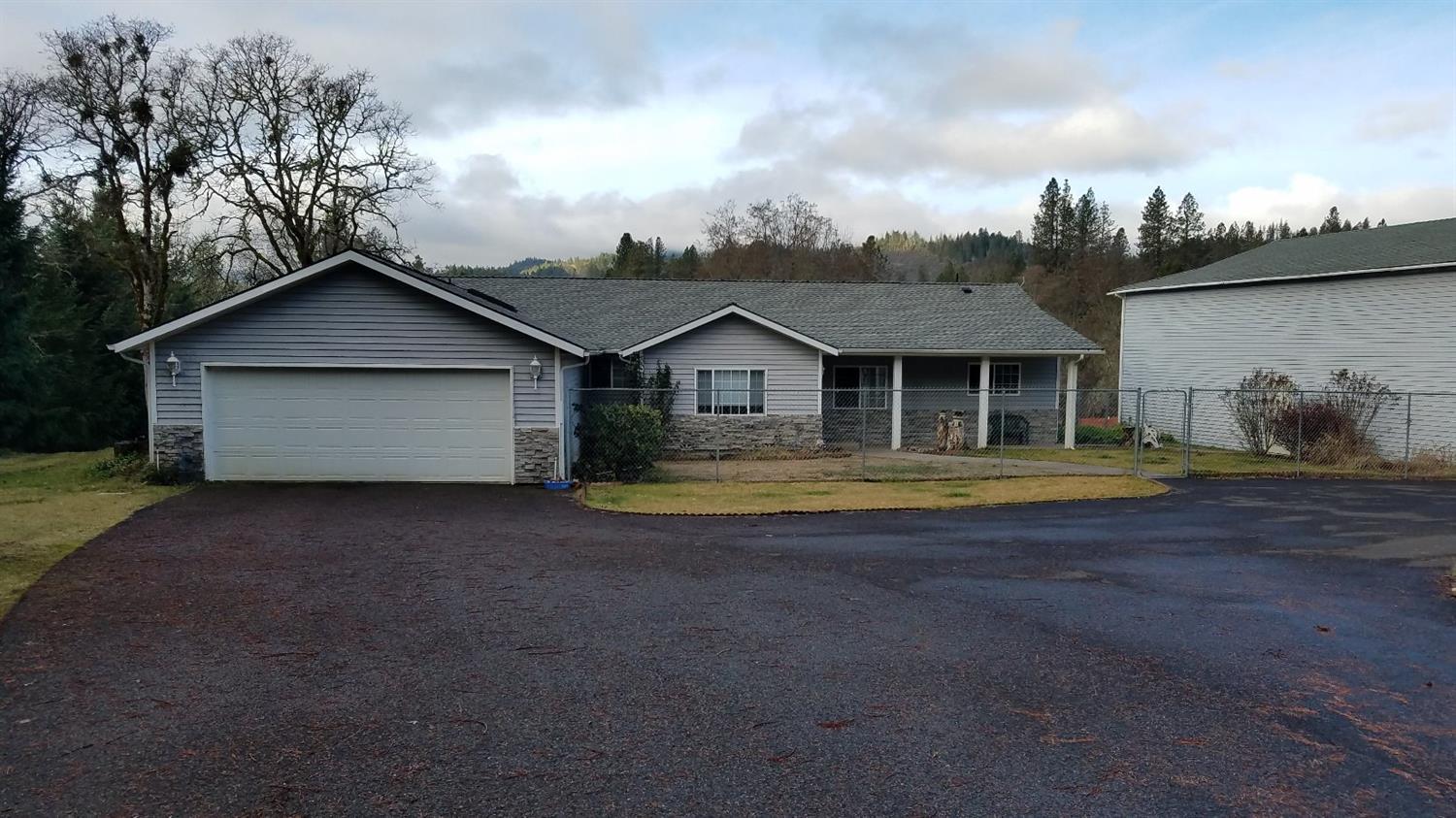 1101 Old Ferry Road Shady Cove, OR 97539 - Photo 4 of 23 Additional Photo