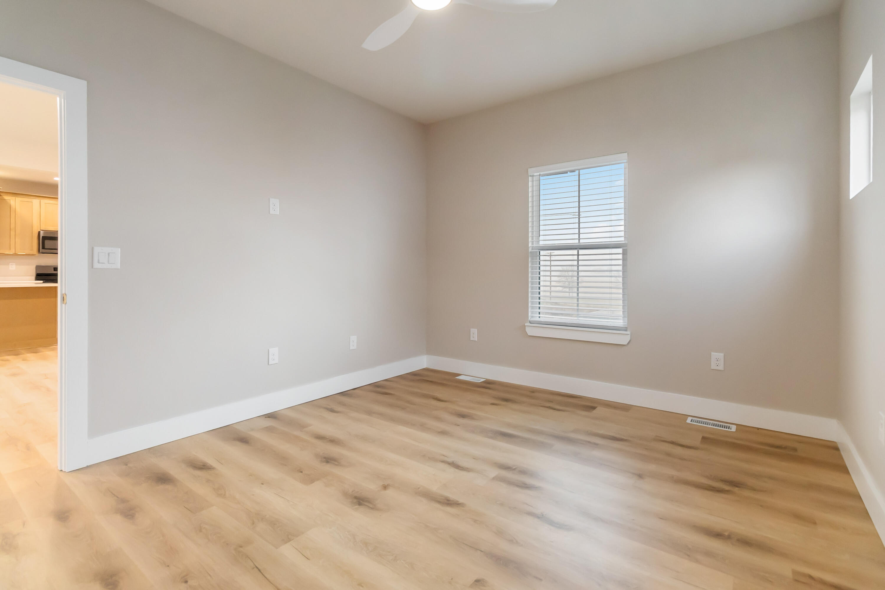 1129 Dahl Road Somerset, KY 42503 - Photo 20 of 45 018