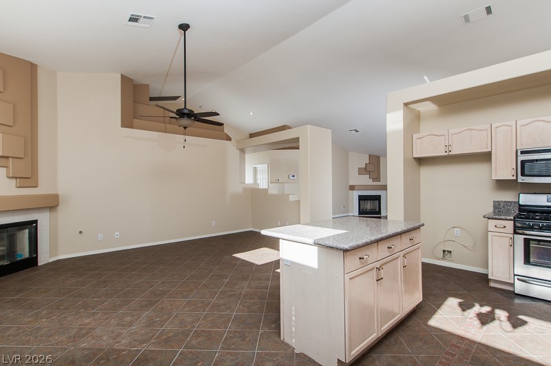 131 Rancho Maderas Way Henderson, NV 89002 - Photo 11 of 22