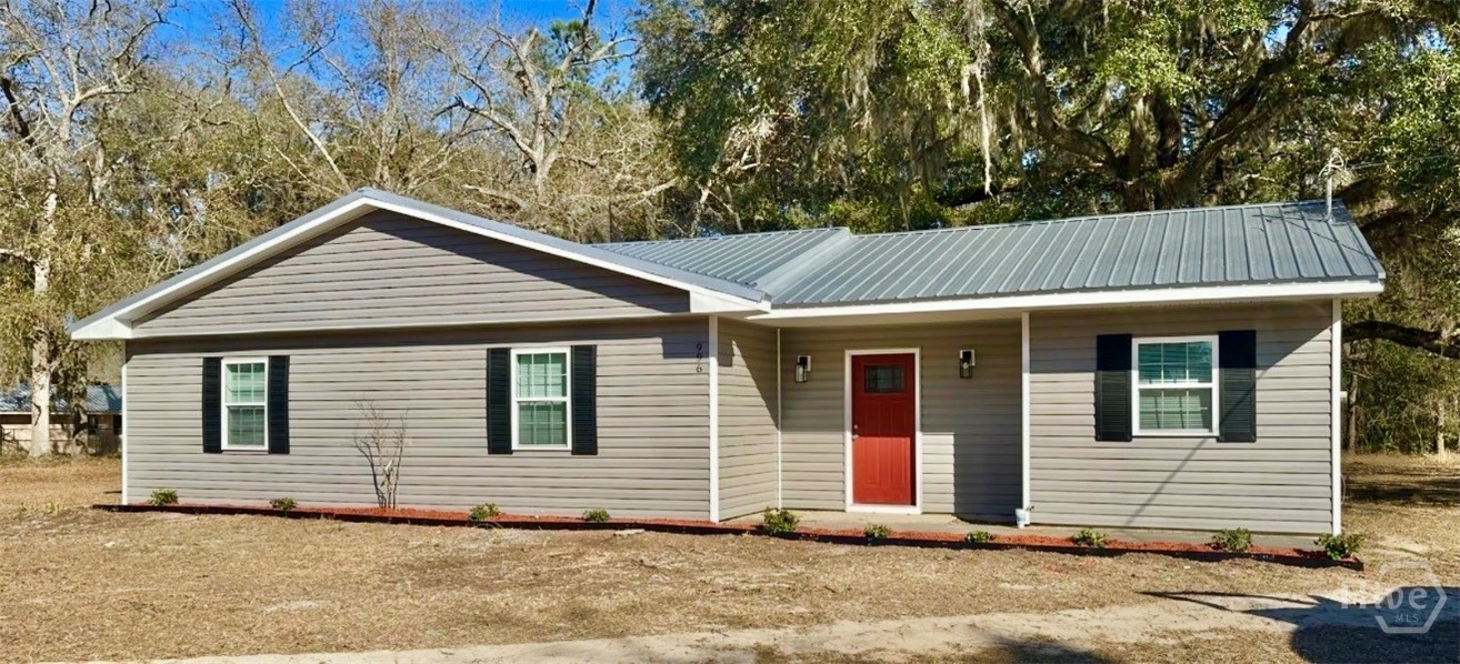 996 Dunlevie Road Allenhurst, GA 31301 - Photo 2 of 9