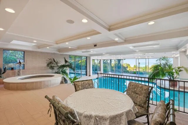 $9,800,000 | 2930 Privet Drive, Hillsborough, CA 94010