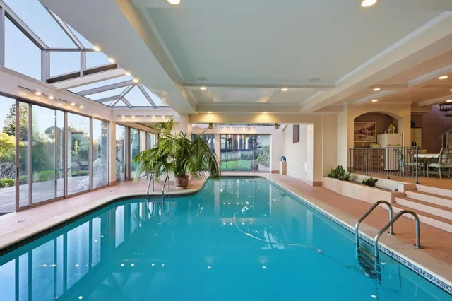 $9,800,000 | 2930 Privet Drive, Hillsborough, CA 94010