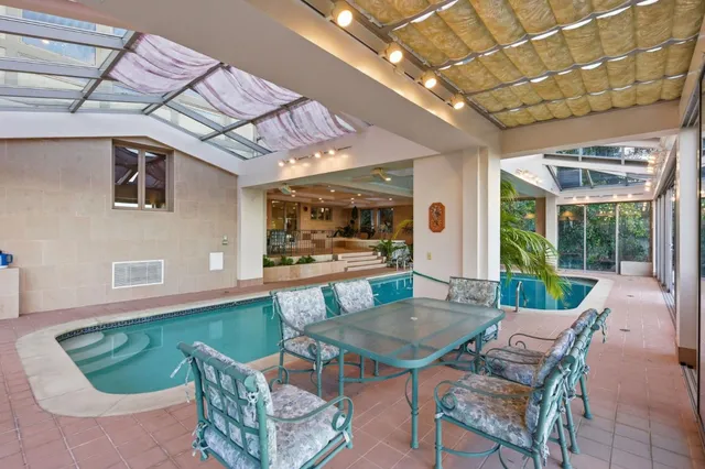 $9,800,000 | 2930 Privet Drive, Hillsborough, CA 94010